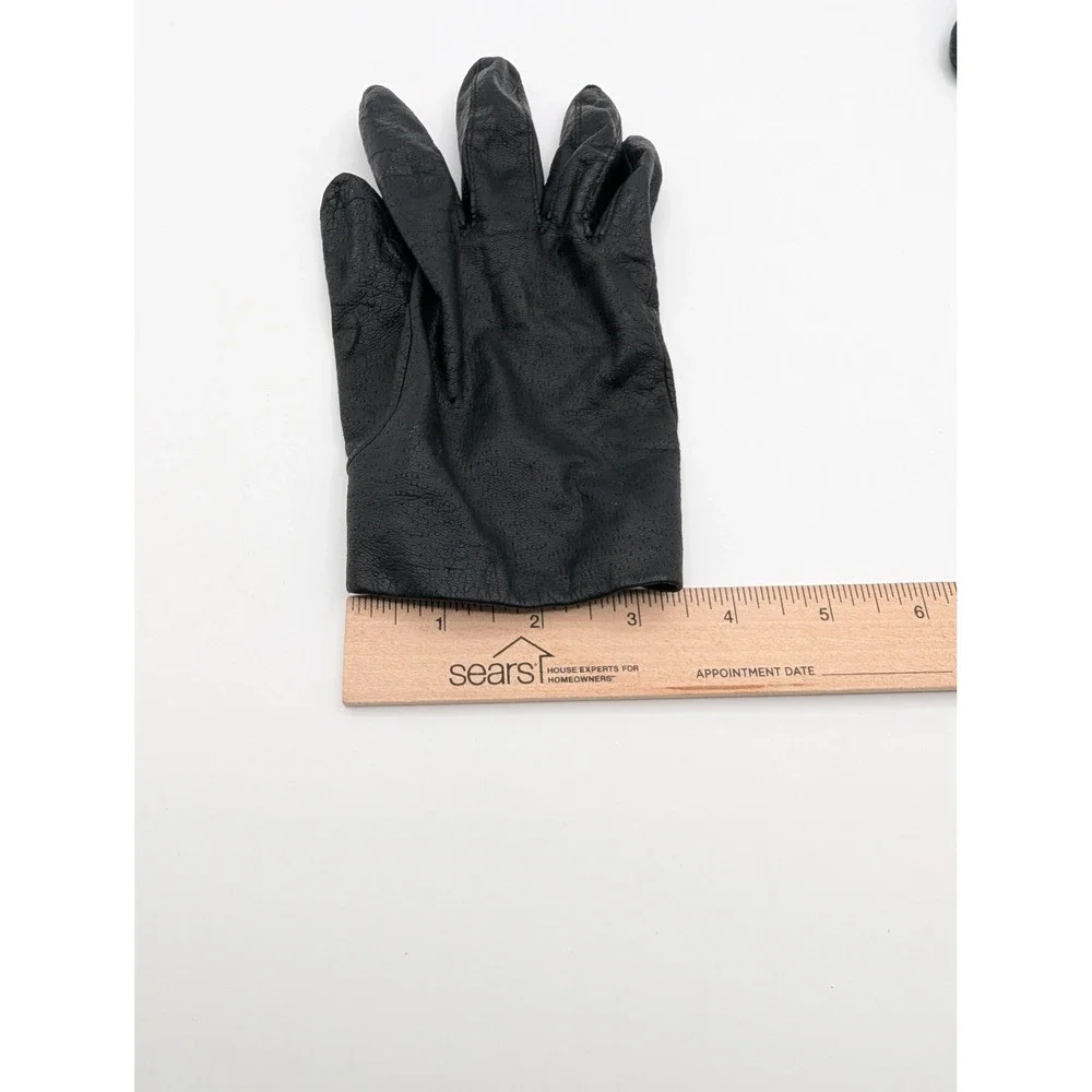 Vintage Isotoner Black Genuine Leather Gloves Antron Lined Womens Size 8 WPL